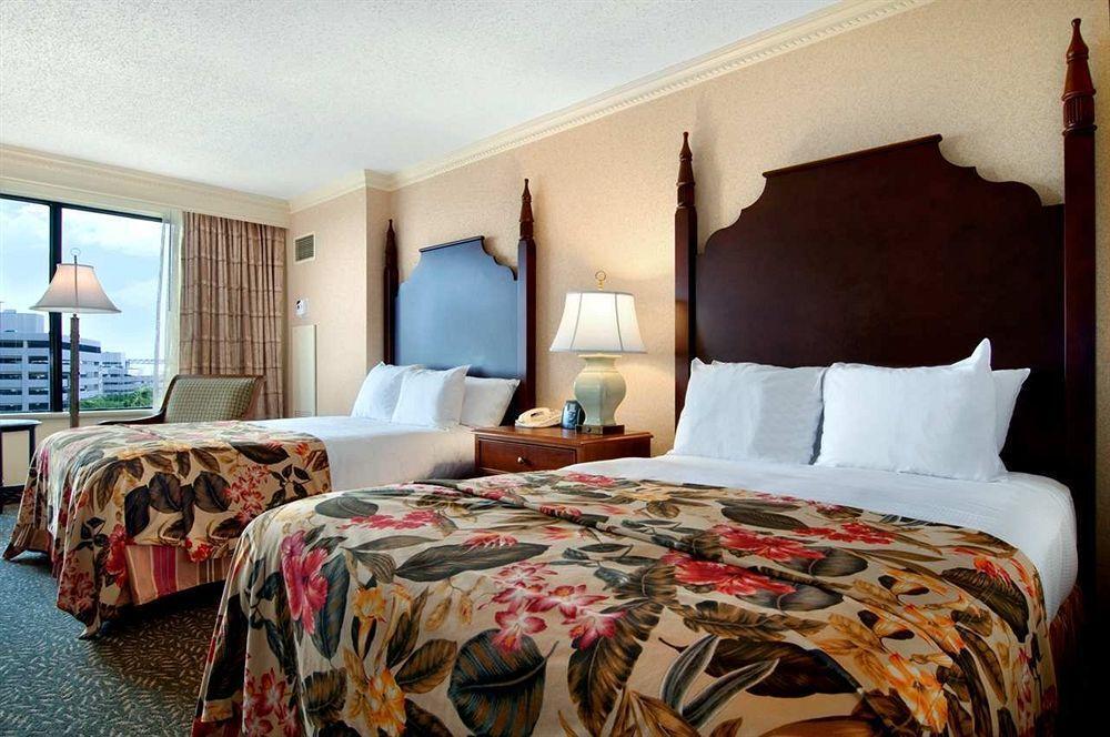 Hilton New Orleans Airport Hotel Kenner Room photo